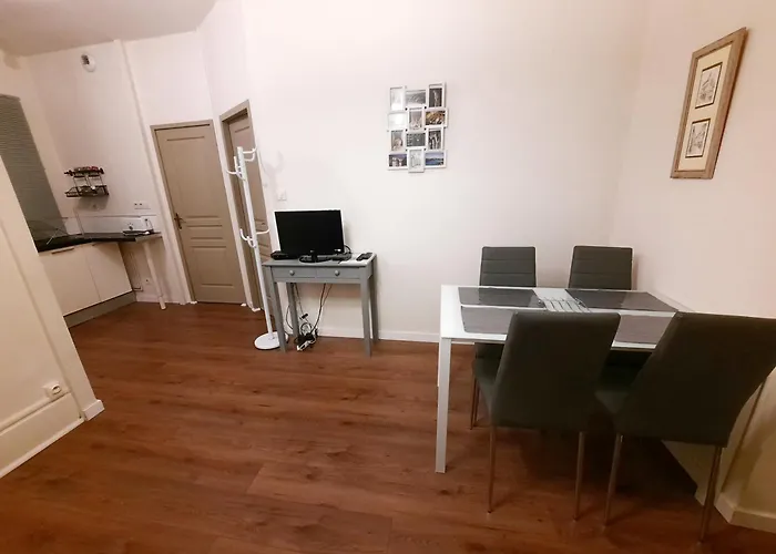 Le Hoche - 4 Personnes, 1 Ch, Proche Gare アパート *